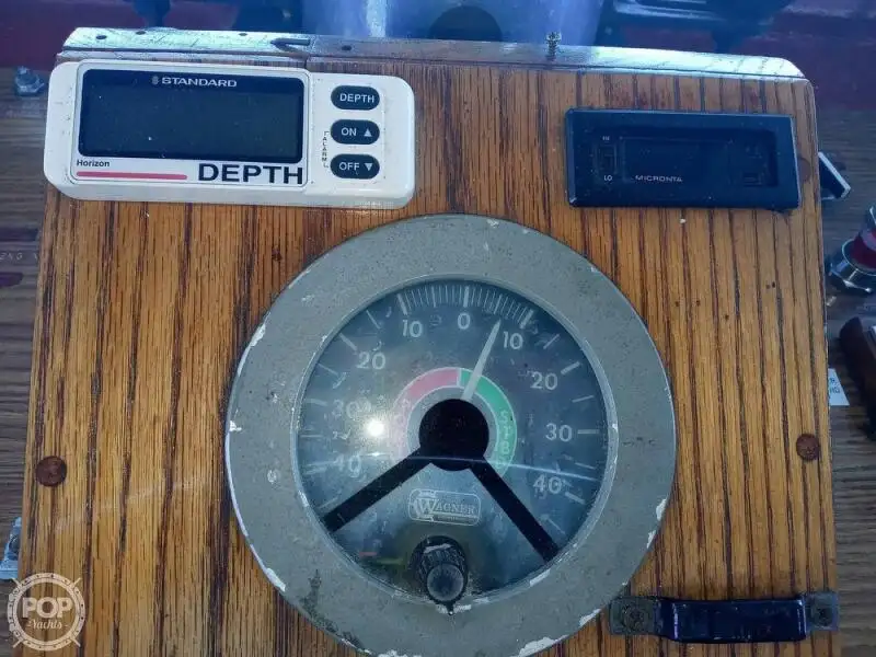 ક્રૂઝ જહાજ વેચાણ માટે