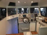 વર્ક બોટ વેચાણ માટે