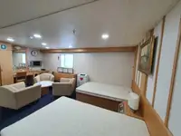 રીફર જહાજ વેચાણ માટે
