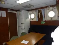 વર્ક બોટ વેચાણ માટે