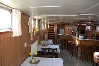 બાર્જ વેચાણ માટે