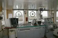 વર્ક બોટ વેચાણ માટે