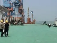 બાર્જ વેચાણ માટે