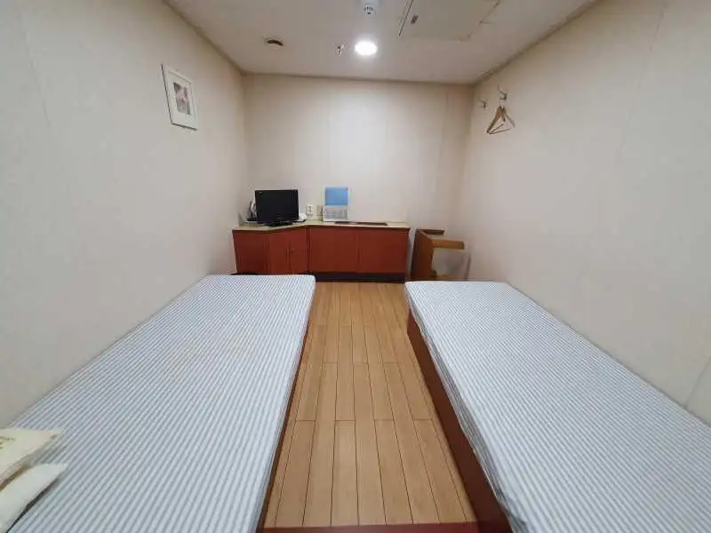 રીફર જહાજ વેચાણ માટે