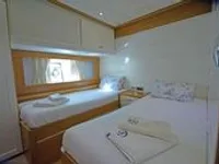 યૉટ વેચાણ માટે