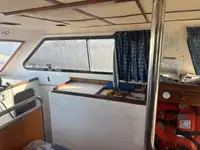 વર્ક બોટ વેચાણ માટે