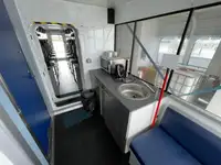 કન્ટેનર જહાજ વેચાણ માટે