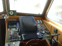 પેટ્રોલ બોટ વેચાણ માટે