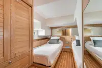 ટ્રોલર વેચાણ માટે