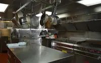એલએનજી વાહક વેચાણ માટે
