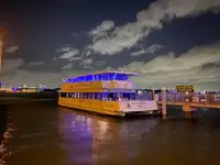 પેસેન્જર જહાજ વેચાણ માટે
