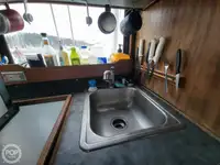 લાઇફબોટ વેચાણ માટે