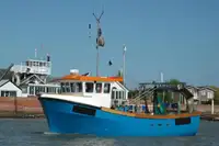 વર્કબોટ વેચાણ માટે
