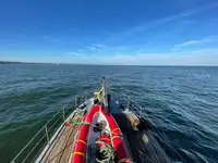 વર્ક બોટ વેચાણ માટે