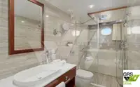ક્રૂઝ જહાજ વેચાણ માટે