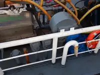 વર્ક બોટ વેચાણ માટે
