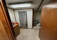 ક્રૂ બોટ વેચાણ માટે