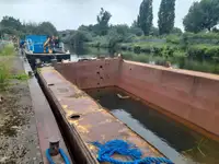 બાર્જ વેચાણ માટે