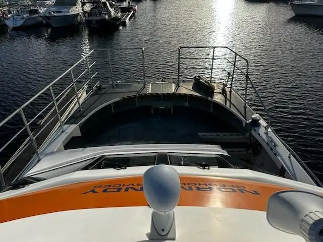 કેટામરાન વેચાણ માટે
