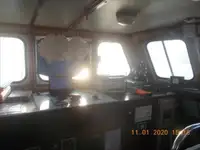 ક્રૂ બોટ વેચાણ માટે