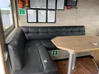 કેટામરાન વેચાણ માટે