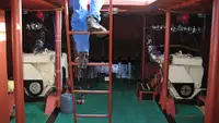 વર્ક બોટ વેચાણ માટે