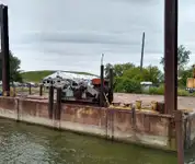 બાર્જ વેચાણ માટે