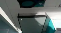 ક્રૂ બોટ વેચાણ માટે