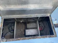 ટ્રોલર વેચાણ માટે
