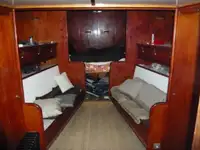 પેટ્રોલ બોટ વેચાણ માટે