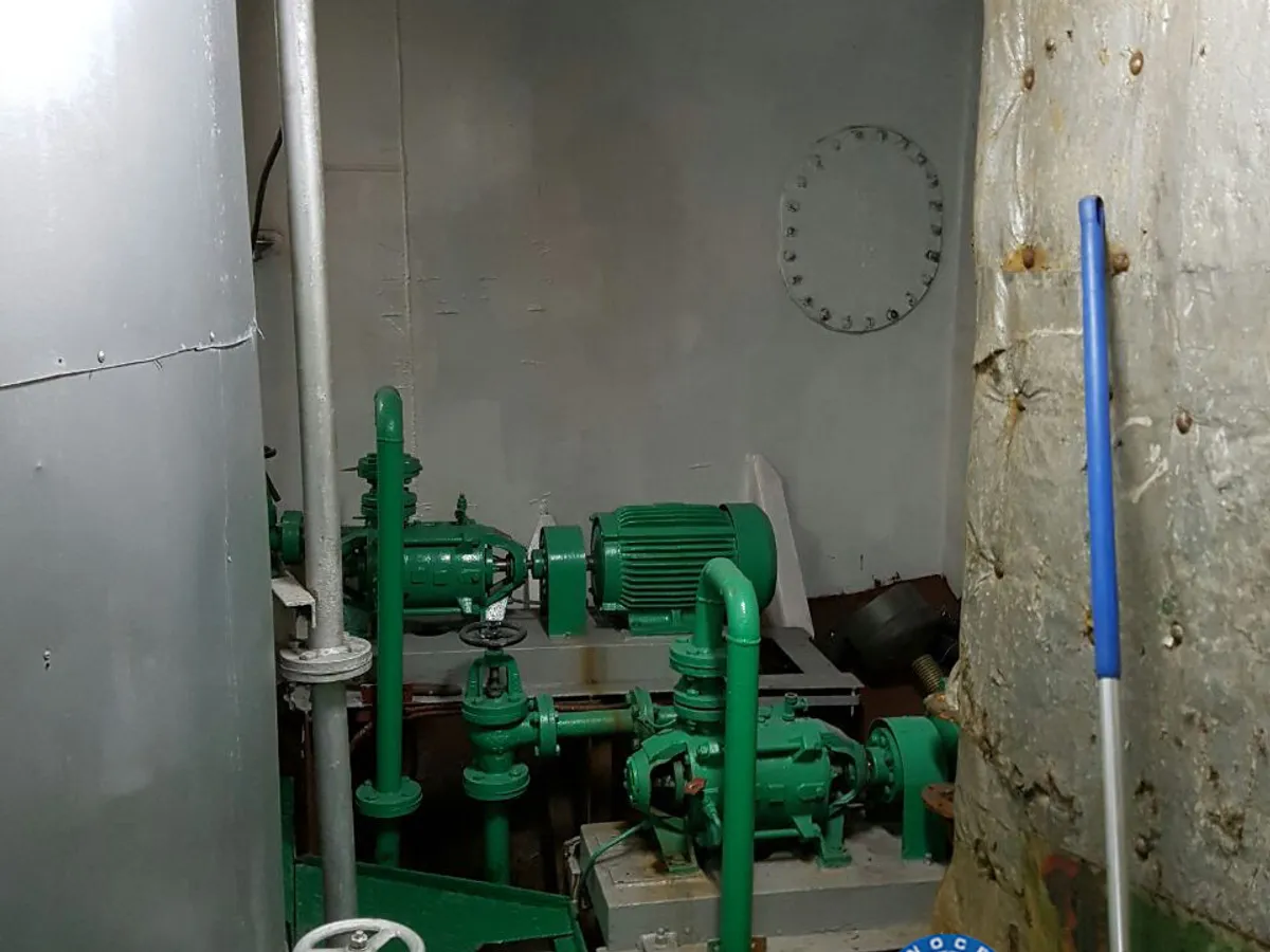 ઓઇલ/કેમિકલ ટેન્કર વેચાણ માટે