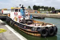 ટોવબોટ વેચાણ માટે