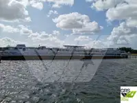 ક્રૂઝ જહાજ વેચાણ માટે