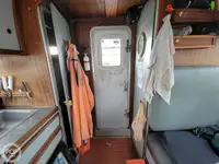 લાઇફબોટ વેચાણ માટે
