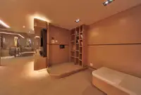 ક્રૂઝ જહાજ વેચાણ માટે