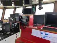 ટ્રોલર વેચાણ માટે