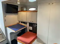સંશોધન જહાજ વેચાણ માટે