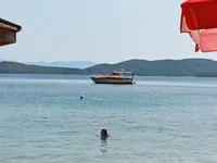વર્ક બોટ વેચાણ માટે