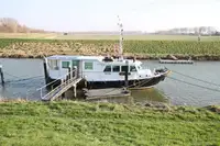મુસાફર જહાજ વેચાણ માટે