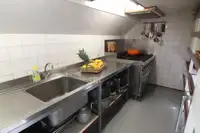 ફ્લોટિંગ હોટેલ વેચાણ માટે