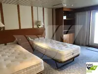 ક્રૂઝ જહાજ વેચાણ માટે