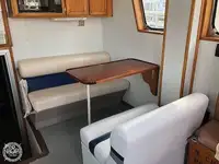 ટ્રોલર વેચાણ માટે