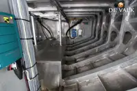 ક્રૂ બોટ વેચાણ માટે