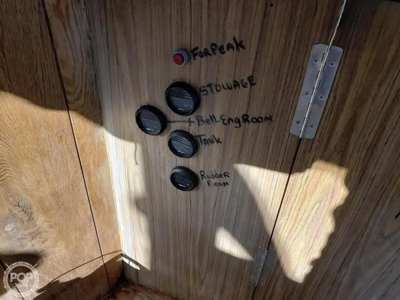 ફેરી જહાજ વેચાણ માટે