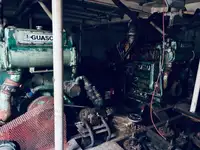 વર્ક બોટ વેચાણ માટે