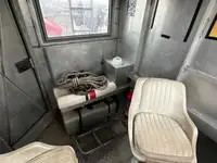 પેટ્રોલ બોટ વેચાણ માટે