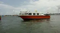 ક્રૂ બોટ વેચાણ માટે