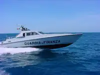 પેટ્રોલિંગ બોટ વેચાણ માટે