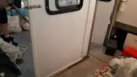 ટ્રોલર વેચાણ માટે