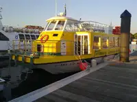 ફેરી જહાજ વેચાણ માટે